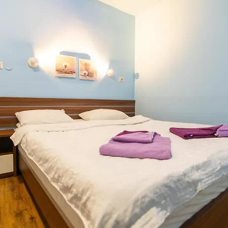 Appartement Joan & *